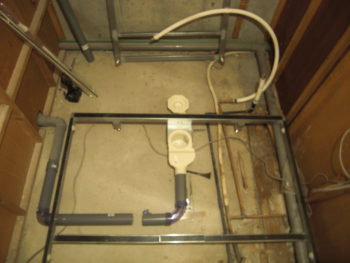 ユニットバス解体後…