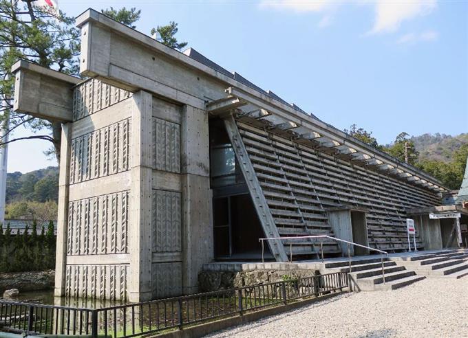 出雲大社庁の舎