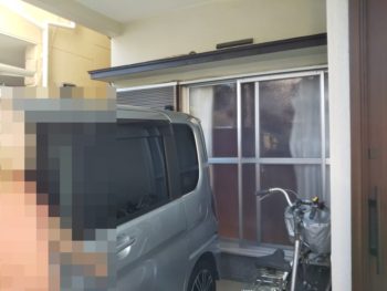 シャッター付の窓に入替しました★