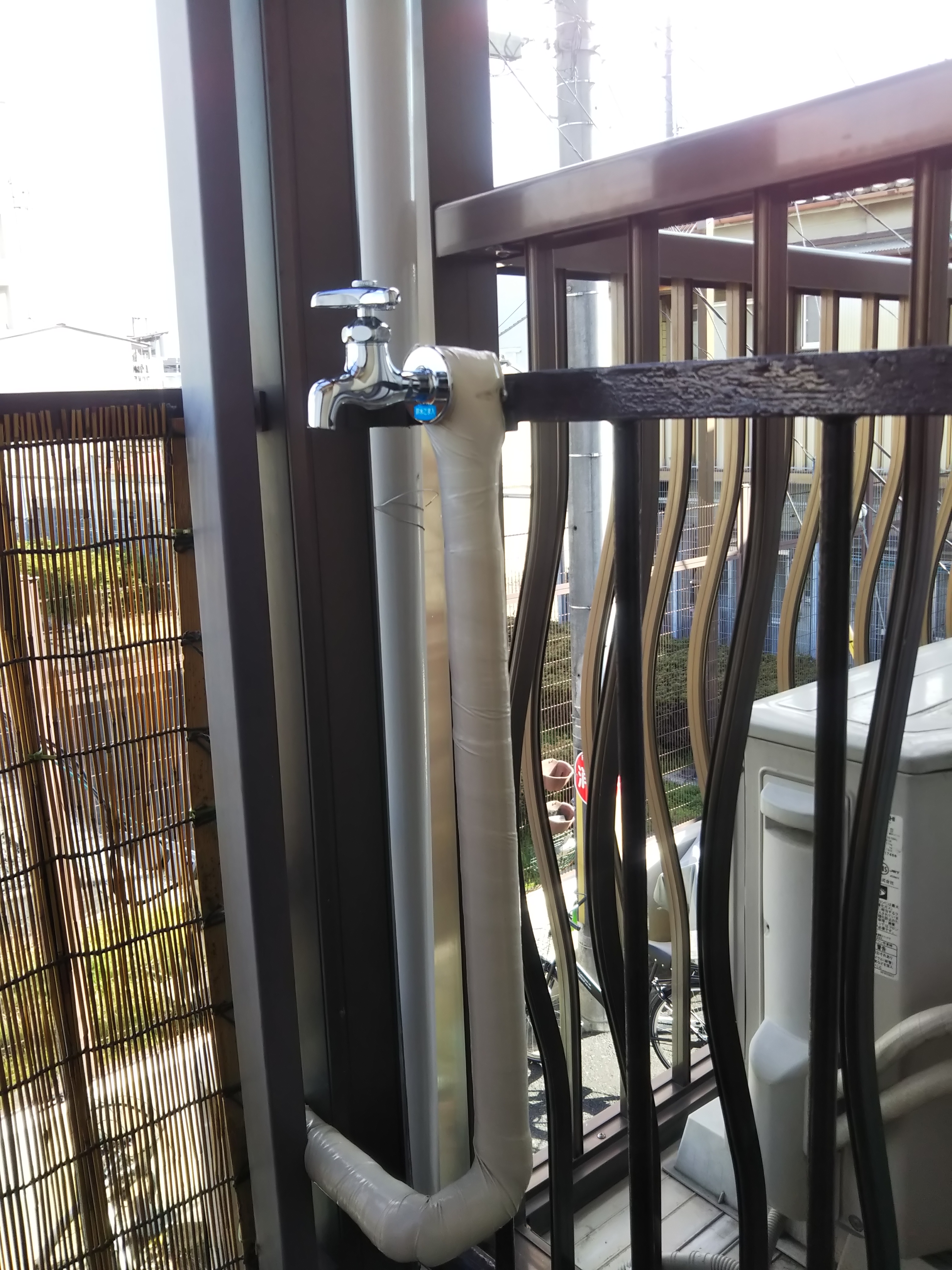 ベランダのお花に水をあげたい！