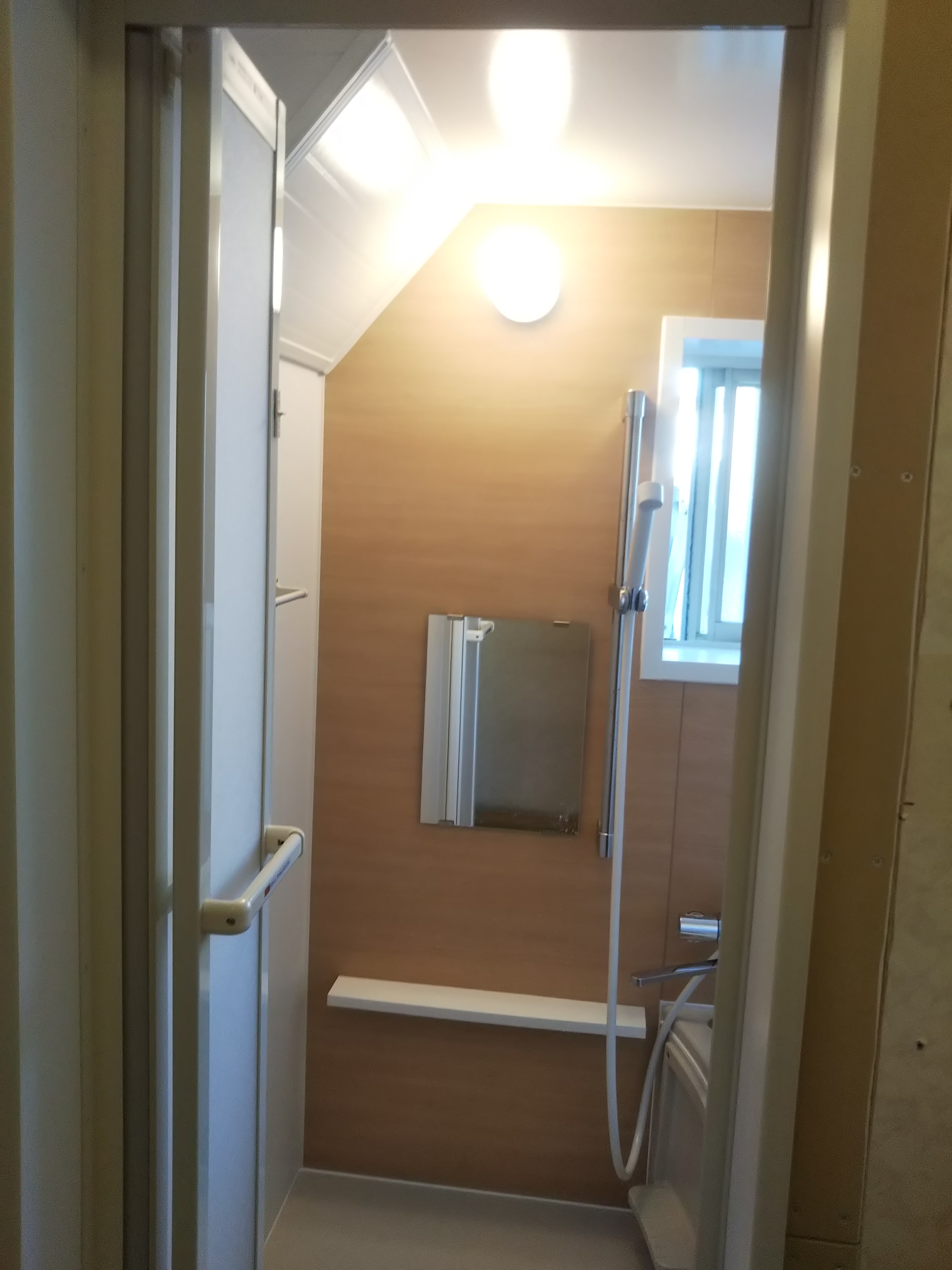 職人さんたちの連携でご希望のユニットバスに★