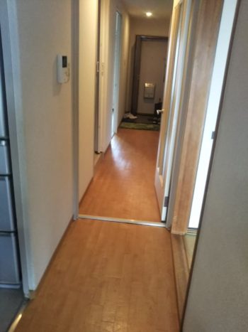 硬い・痛い・冷たい床が大好きな床に★